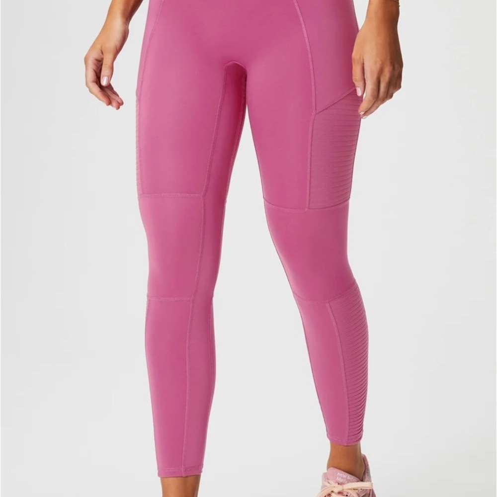 Fabletics Motion365+ High-Waisted Moto Legging NWOT Size Medium